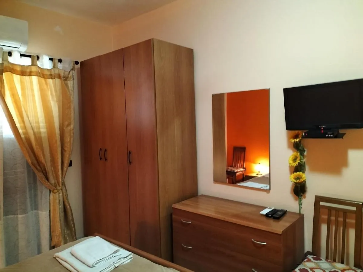 Apartment Casa Vacanza Da Rosa Letojanni Italy
