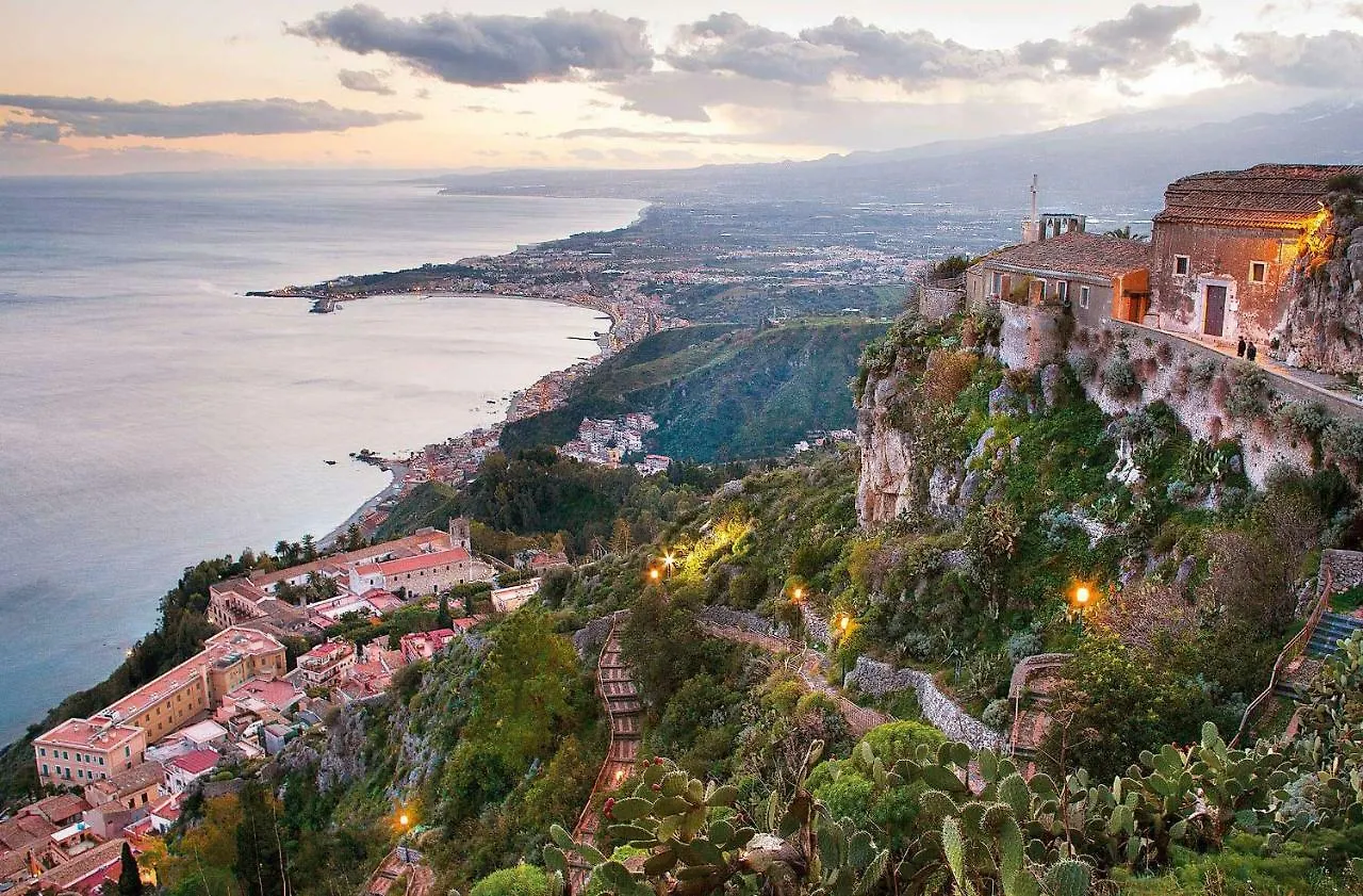 Casa Vacanza Da Rosa Letojanni Italy